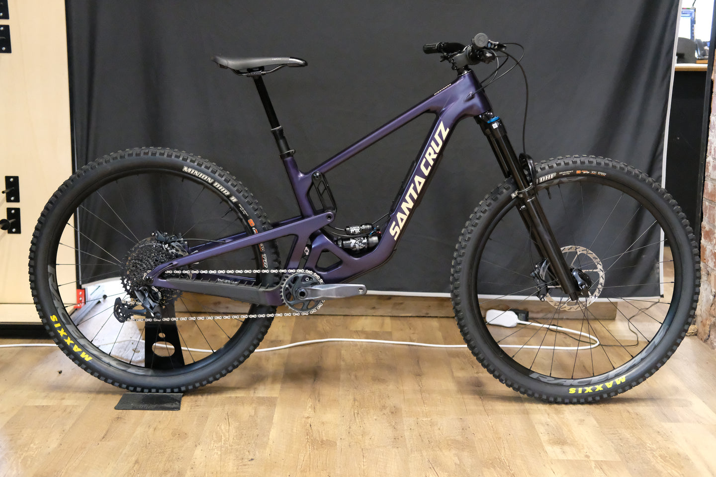 Ex Staff Santa Cruz Hightower Carbon C - S Kit / Medium