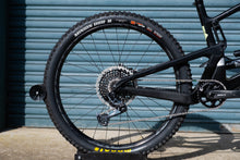 Load image into Gallery viewer, Ex Demo Santa Cruz Bronson Carbon CC - XO1 Kit / Large