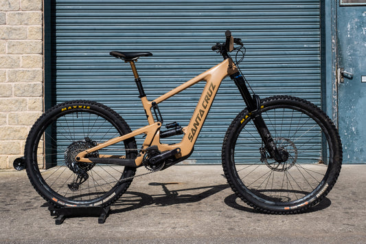 Ex Demo Santa Cruz Bullit Carbon CC - GX AXS Kit / Medium