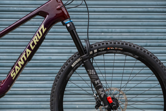 Ex Staff Santa Cruz Hightower Carbon C - S Kit