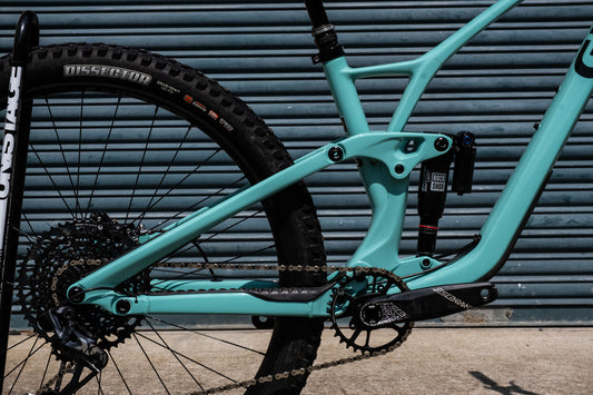 Ex Demo GT Sensor Carbon Pro LE 29 - Medium