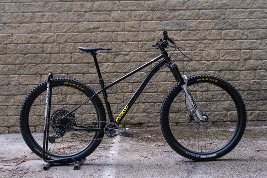 Ex Demo Stif Squatch V1.1 PRO Kit - Medium