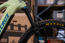Load image into Gallery viewer, Ex Demo Santa Cruz Heckler Carbon C - S 29 Kit
