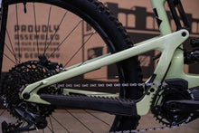 Load image into Gallery viewer, Ex Demo Santa Cruz Heckler Carbon C - S 29 Kit