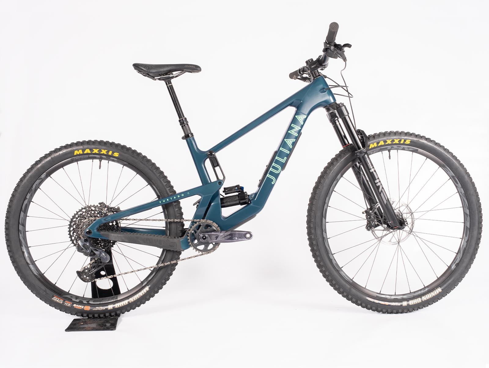 Ex Demo Juliana Furtado Carbon C GX AXS Kit in Aquamarine Medium Stif Mountain Bikes