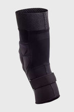 Load image into Gallery viewer, Fox Launch Knee Guard - Black