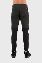 Load image into Gallery viewer, Mons Royale Momentum Bike Pants - Black