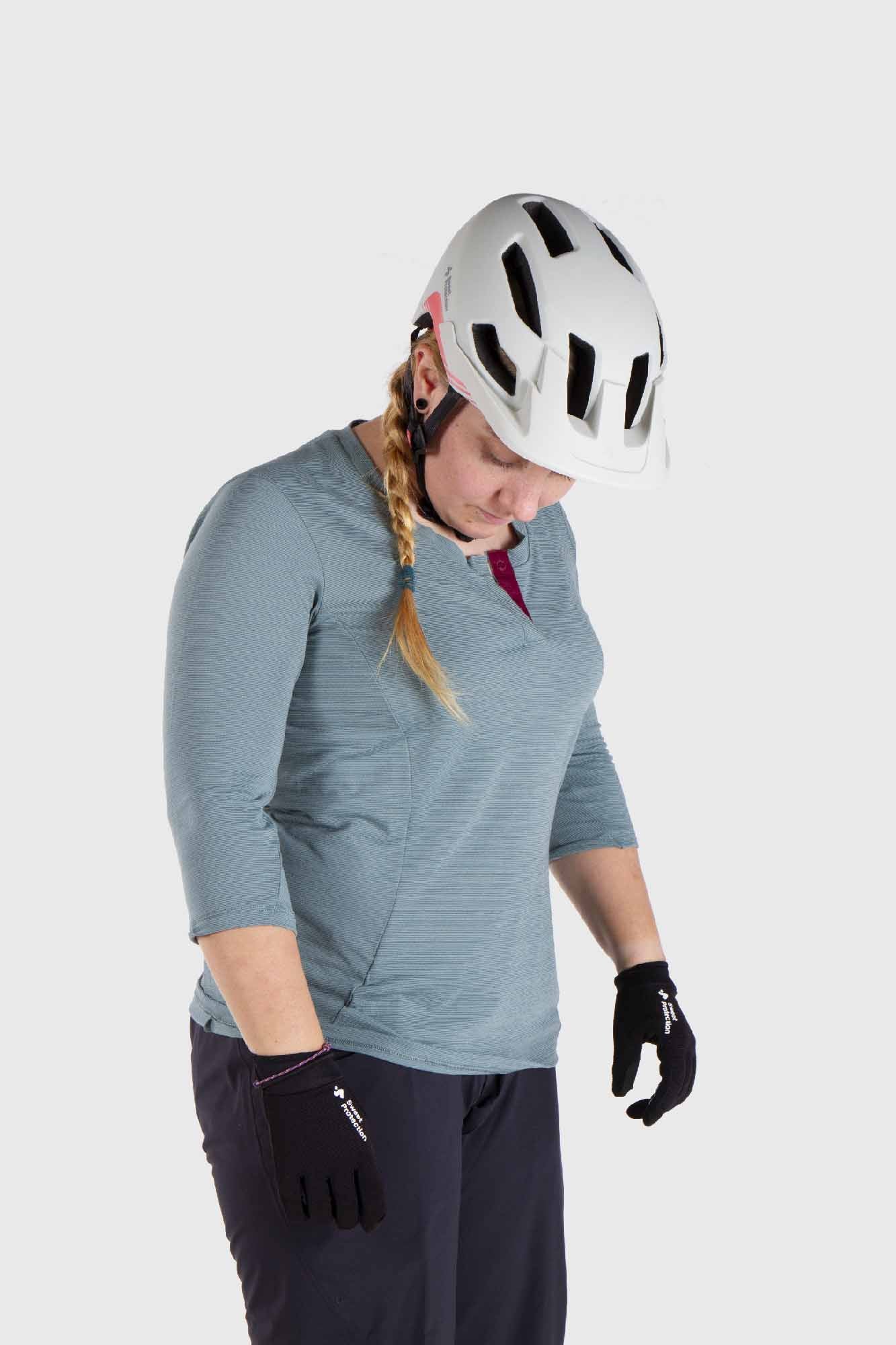 7Mesh Womens Desperado Merino Henley 3/4 sleeve - Arctic Blue