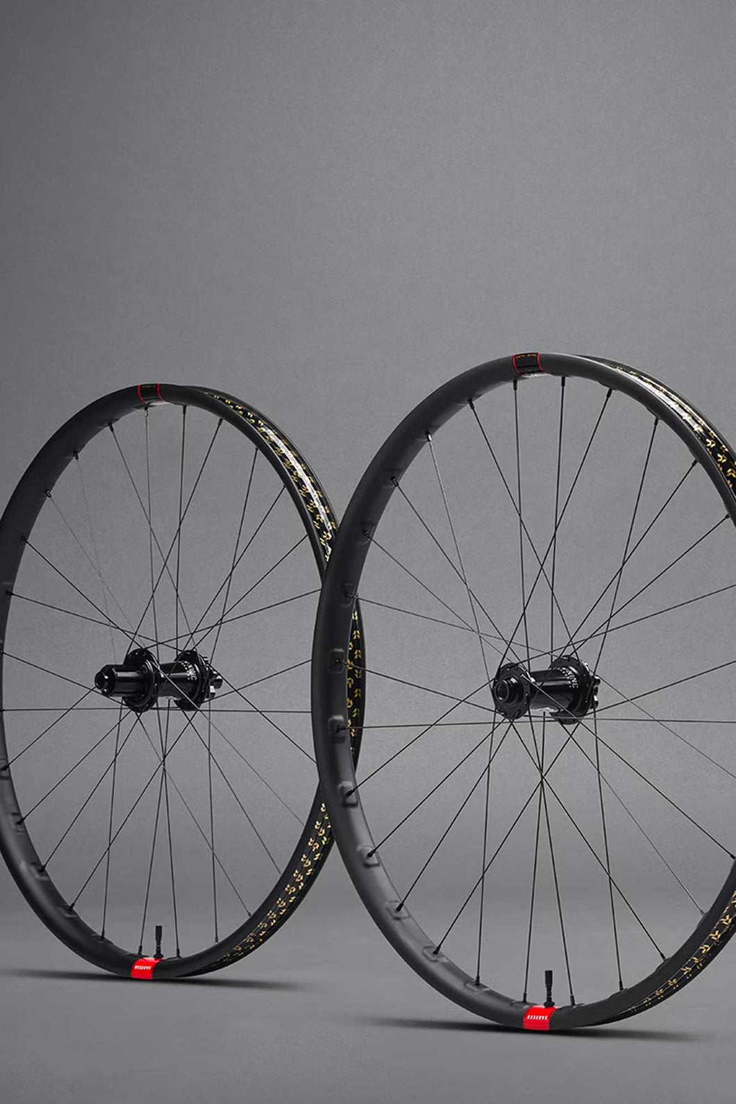 Reserve E-29 x Industry9 1/1 Wheelset