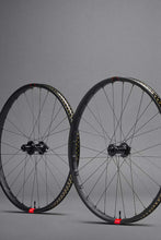 Load image into Gallery viewer, Reserve 30|HD x Industry9 Hydra Wheelset