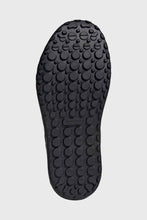 Load image into Gallery viewer, Five Ten Impact Pro Women&#39;s - Black, Orange and Berry