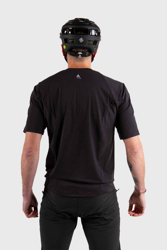 7Mesh Desperado Merino Henley - Black