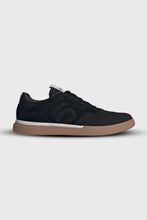 Load image into Gallery viewer, Five Ten Sleuth Core Black Gum