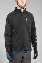 Load image into Gallery viewer, Sweet Protection Hunter Wind Jacket Black