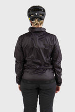 Load image into Gallery viewer, ION Logo Wind Jacket - Black