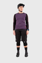 Load image into Gallery viewer, ION Womens Logo Shorts - Black