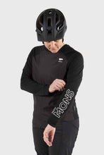 Load image into Gallery viewer, Mons Royale Tarn Freeride LS Wind Jersey Womens
